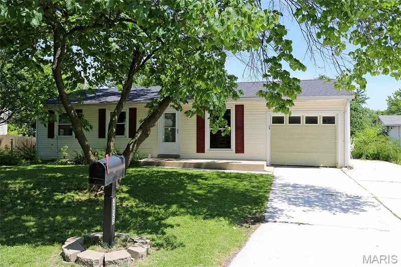 3033 Saint Babette Lane, St Charles, MO 63301 — listing photo 25 of 25