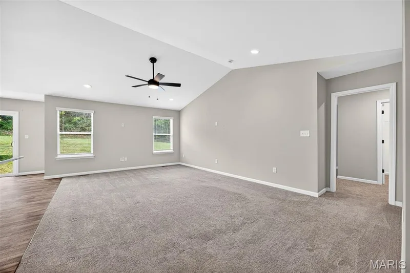 112 Creek Haven Court, Lake St. Louis, MO 63367 — listing photo 12 of 45