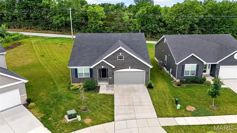 112 Creek Haven Court, Lake St. Louis, MO 63367 — listing photo 36 of 45