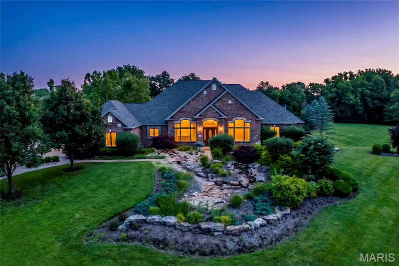 220 Northlind Drive, Defiance, MO — listing photo 1