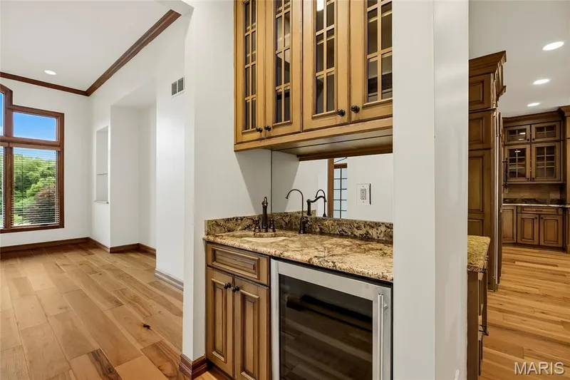 220 Northlind Drive, Defiance, MO 63341 — listing photo 5 of 79