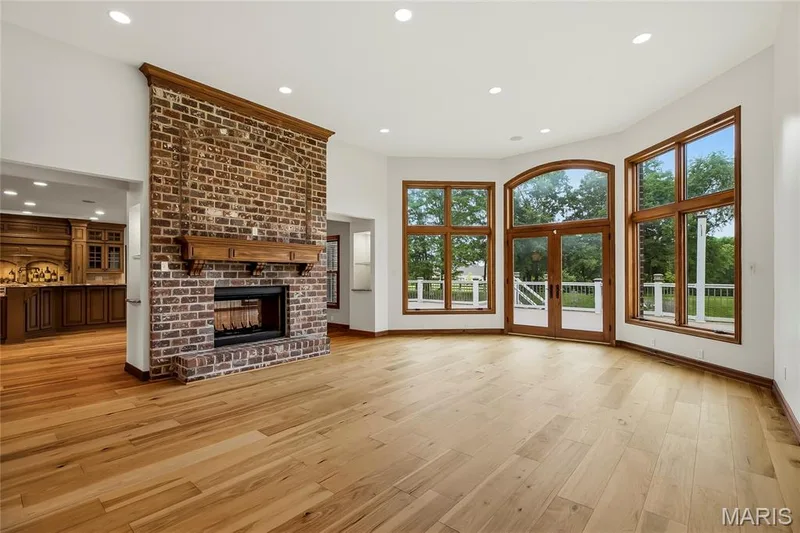 220 Northlind Drive, Defiance, MO 63341 — listing photo 7 of 79