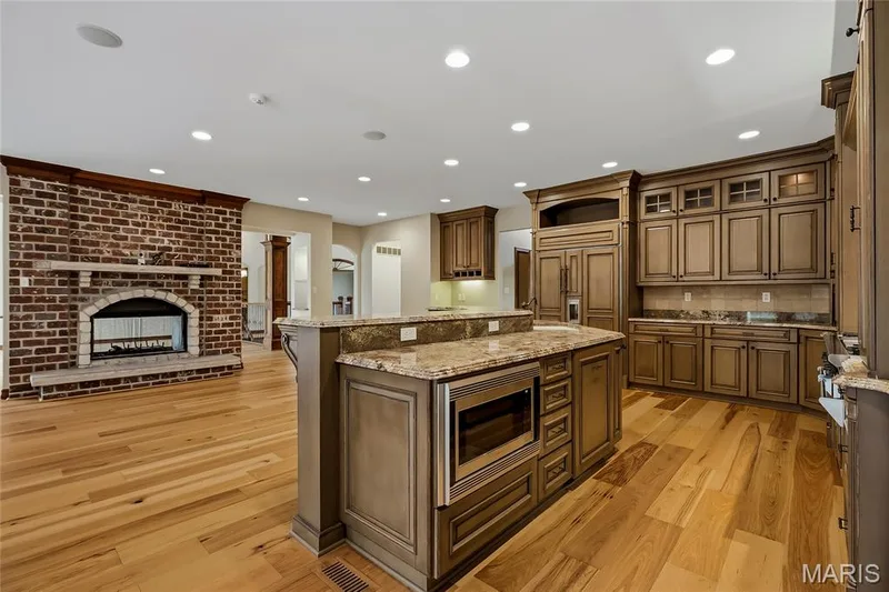 220 Northlind Drive, Defiance, MO 63341 — listing photo 11 of 79