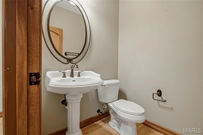 220 Northlind Drive, Defiance, MO 63341 — listing photo 15 of 79