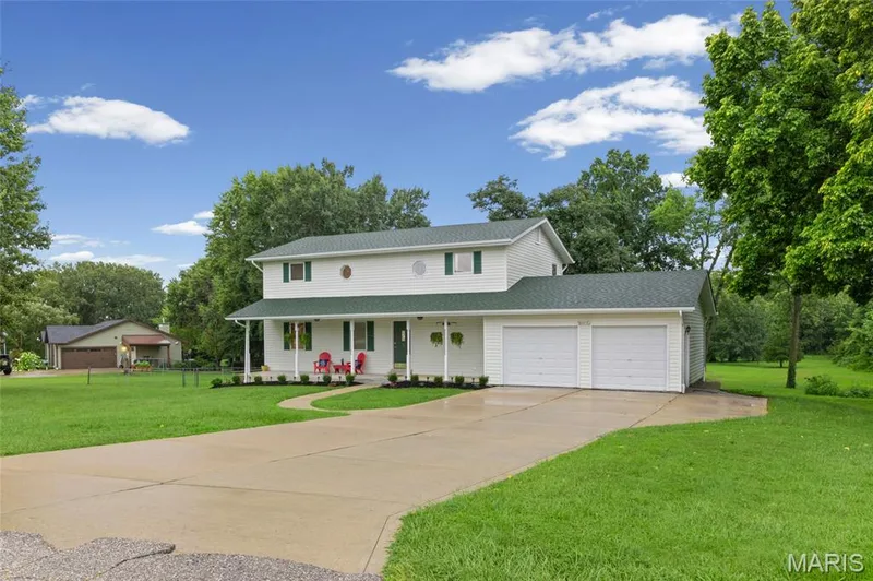 2404 Stoney Brook Drive, O'Fallon, MO 63368 — listing photo 3 of 62