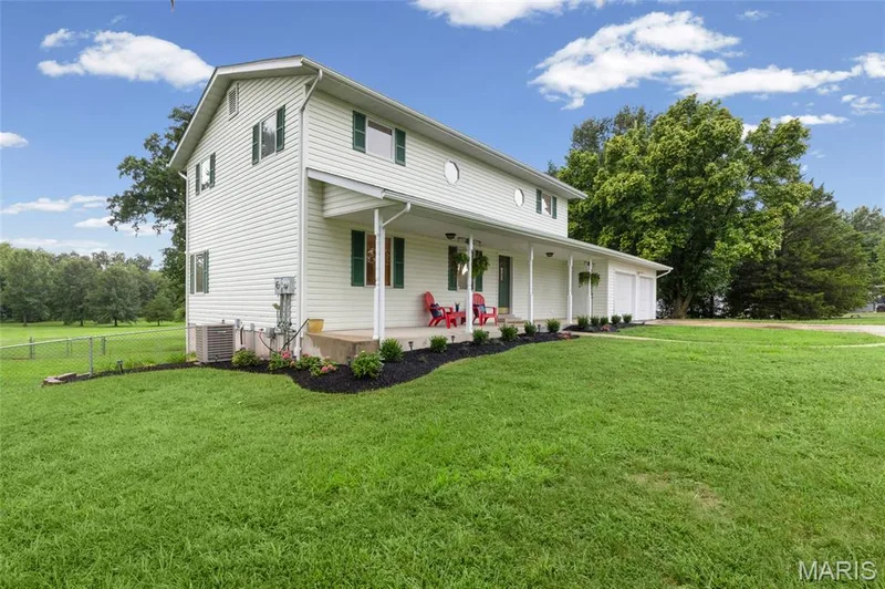 2404 Stoney Brook Drive, O'Fallon, MO 63368 — listing photo 4 of 62