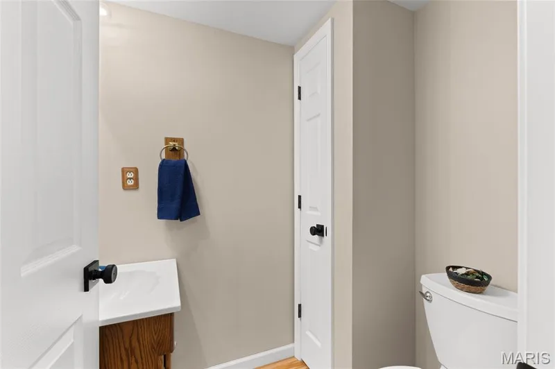 2404 Stoney Brook Drive, O'Fallon, MO 63368 — listing photo 10 of 62