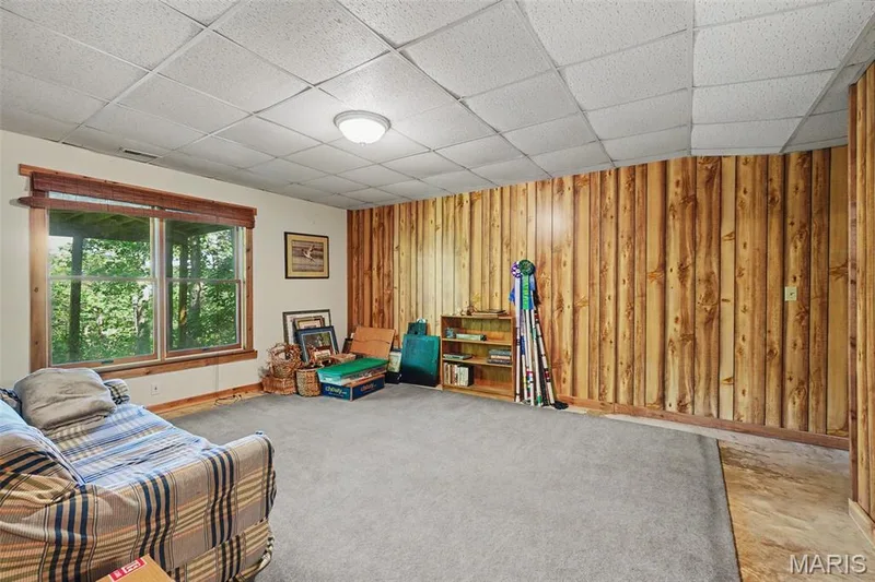 Lower level office w/full bath. — 1311 Duke Road, Augusta, MO 63332