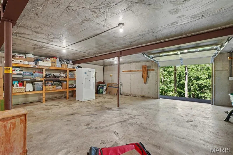 Basement garage — 1311 Duke Road, Augusta, MO 63332