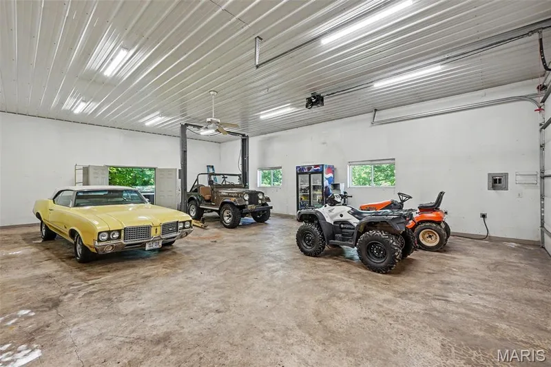 1311 Duke Road, Augusta, MO 63332 — listing photo 3 of 54