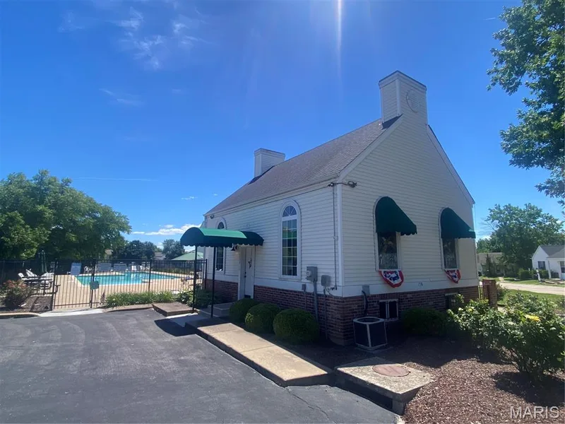 Clubhouse — 229 Coachman Way, O'Fallon, MO 63368