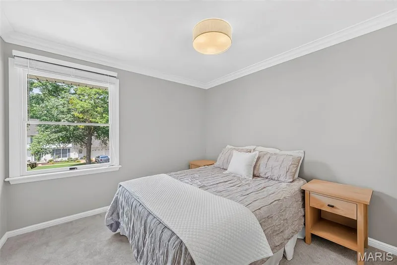 Bedroom 4 with new carpet and crown molding. — 2024 Meadowbrook Way Drive, Chesterfield, MO 63017