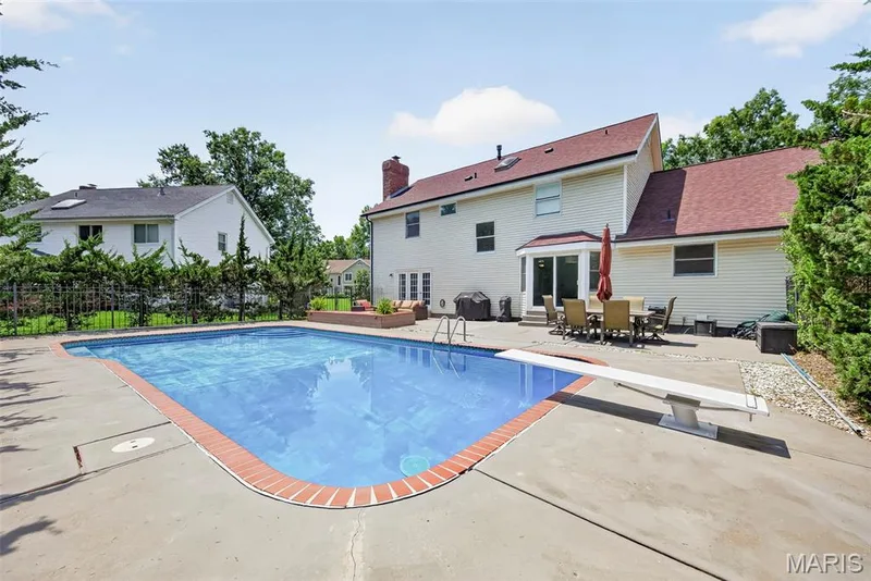 2024 Meadowbrook Way Drive, Chesterfield, MO 63017 — listing photo 32 of 40