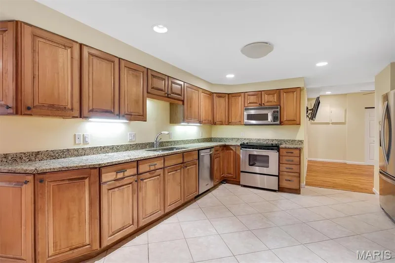 17 West Drive, Chesterfield, MO 63017 — listing photo 43 of 73