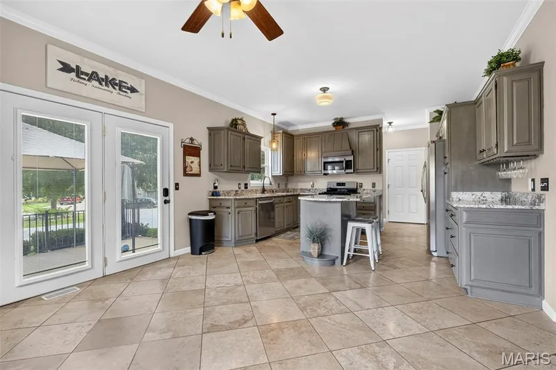 110 Antoinette Terrace, Lake St. Louis, MO 63367 — listing photo 15 of 51