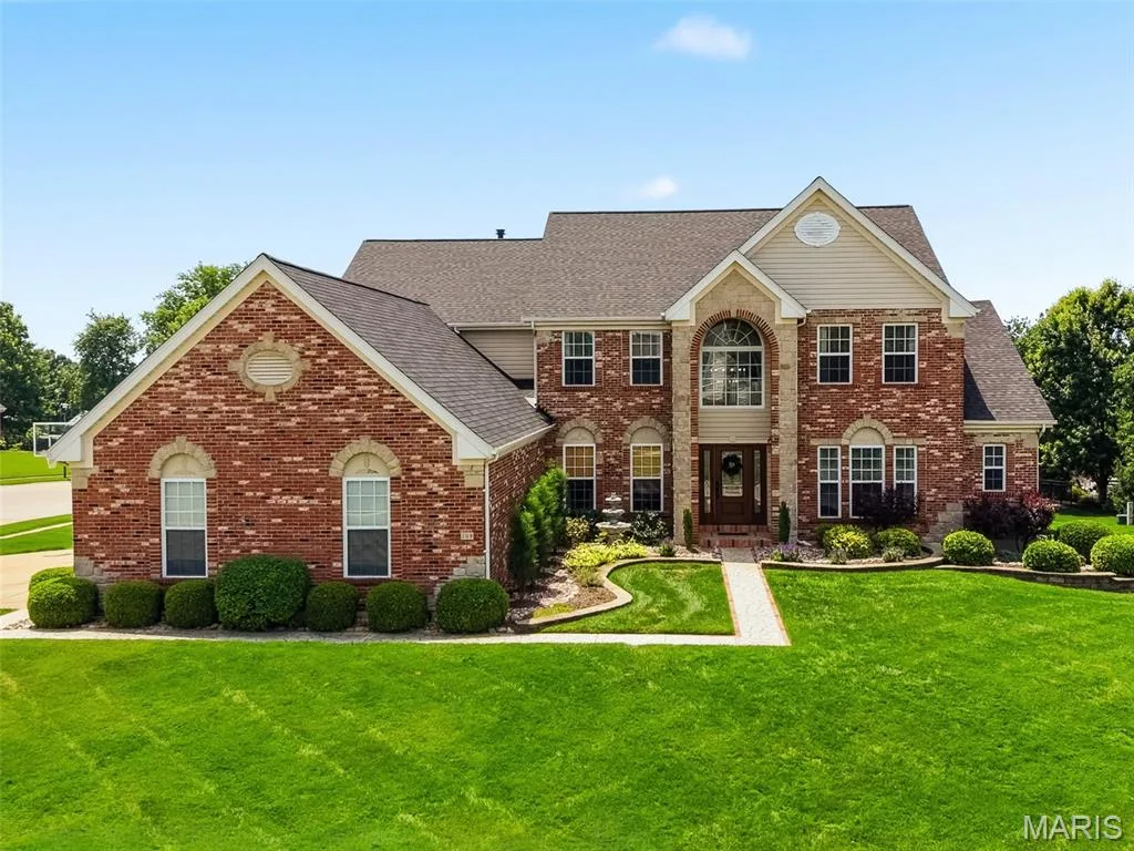 208 Kings Mill Court, Dardenne Prairie, MO 63368 — listing photo 1 of 98