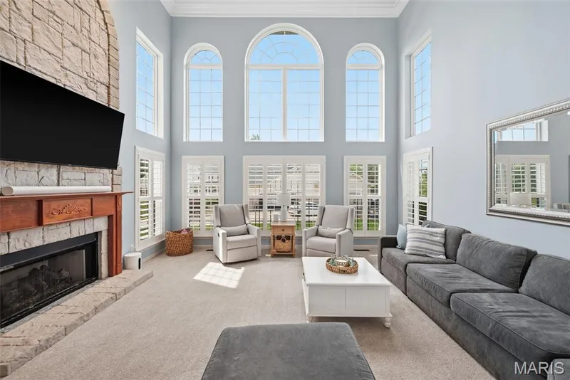 208 Kings Mill Court, Dardenne Prairie, MO 63368 — listing photo 12 of 98