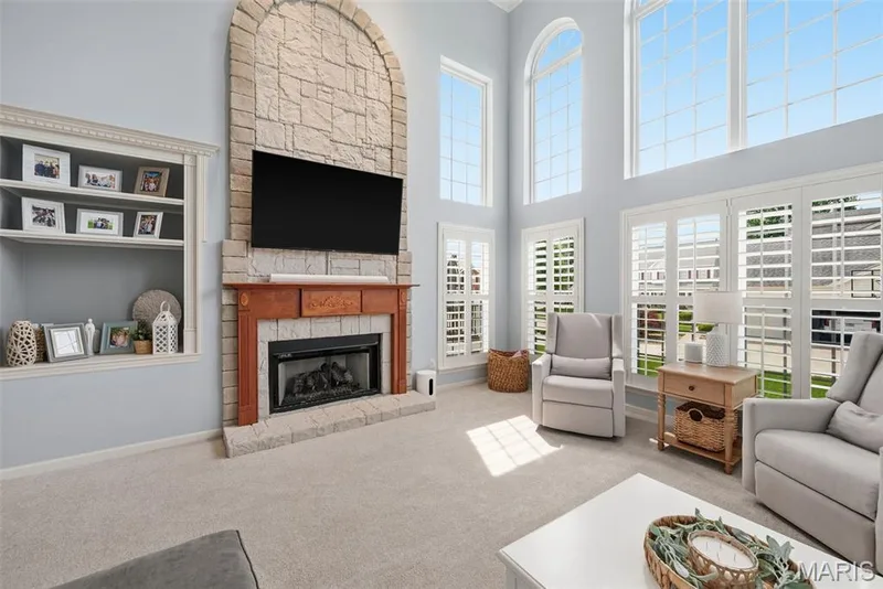 208 Kings Mill Court, Dardenne Prairie, MO 63368 — listing photo 16 of 98