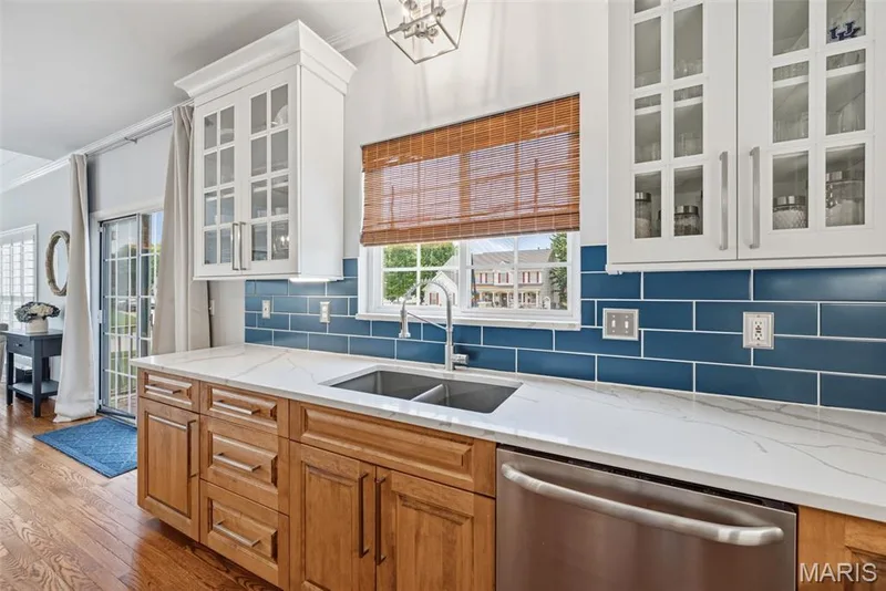208 Kings Mill Court, Dardenne Prairie, MO 63368 — listing photo 19 of 98