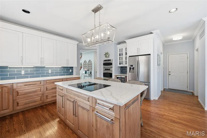 208 Kings Mill Court, Dardenne Prairie, MO 63368 — listing photo 21 of 98