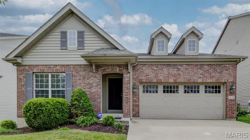Welcome to                             508 Newkirk Circle! — 508 Newkirk Circle, St Peters, MO 63303