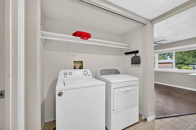 In Unit Laundry w/ Washer & Dryer. — 408 Kipling Way #A, Weldon Spring, MO 63304