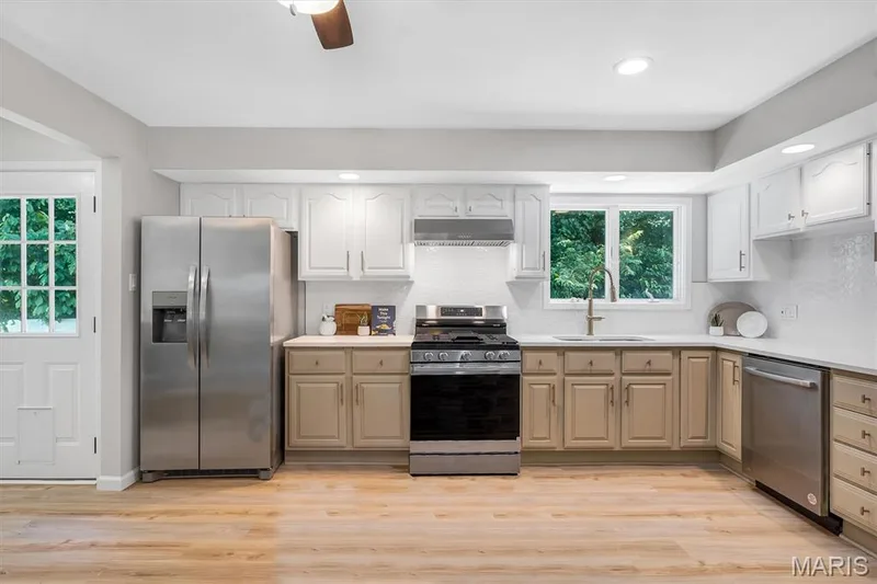 343 Ridge Trail Drive, Chesterfield, MO 63017 — listing photo 14 of 64