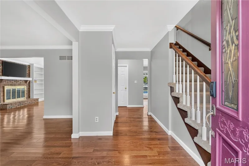 15534 Wendimill Drive, Chesterfield, MO 63017 — listing photo 4 of 48