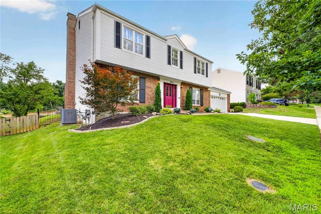 15534 Wendimill Drive, Chesterfield, MO 63017 — listing photo 1 of 48