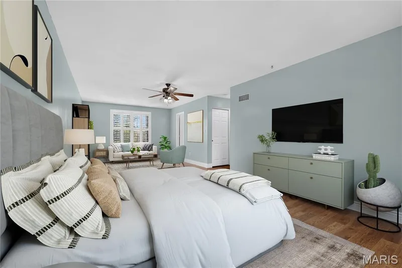 Virtually Staged — 15534 Wendimill Drive, Chesterfield, MO 63017