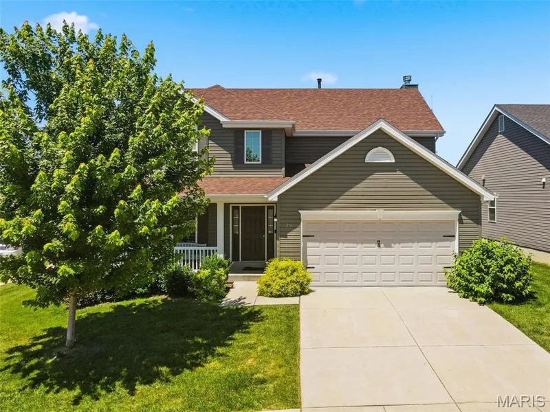 211 Pearl Vista Drive, O'Fallon, MO 63366 — listing photo 3 of 48