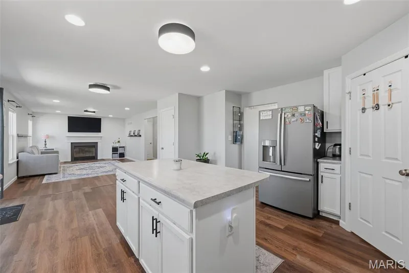 211 Pearl Vista Drive, O'Fallon, MO 63366 — listing photo 17 of 48
