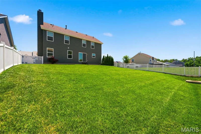 211 Pearl Vista Drive, O'Fallon, MO 63366 — listing photo 43 of 48