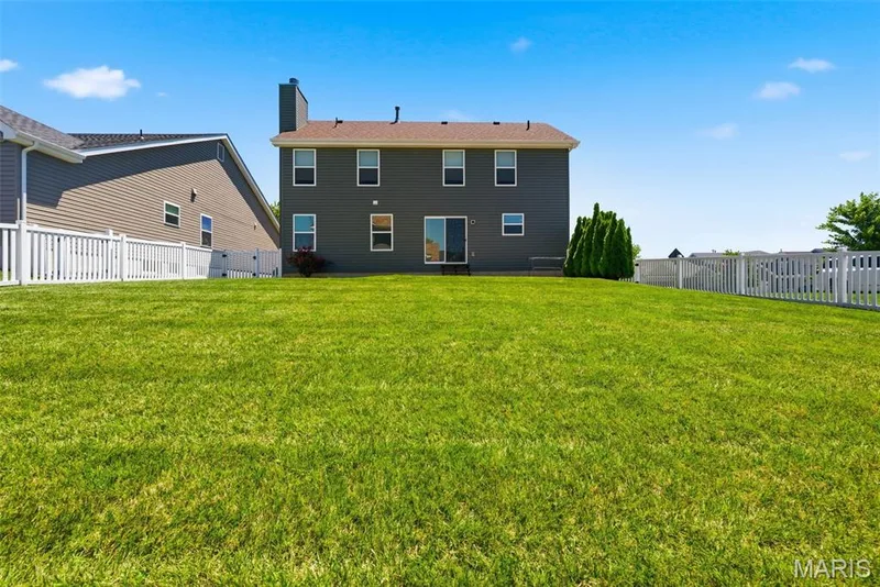 211 Pearl Vista Drive, O'Fallon, MO 63366 — listing photo 44 of 48