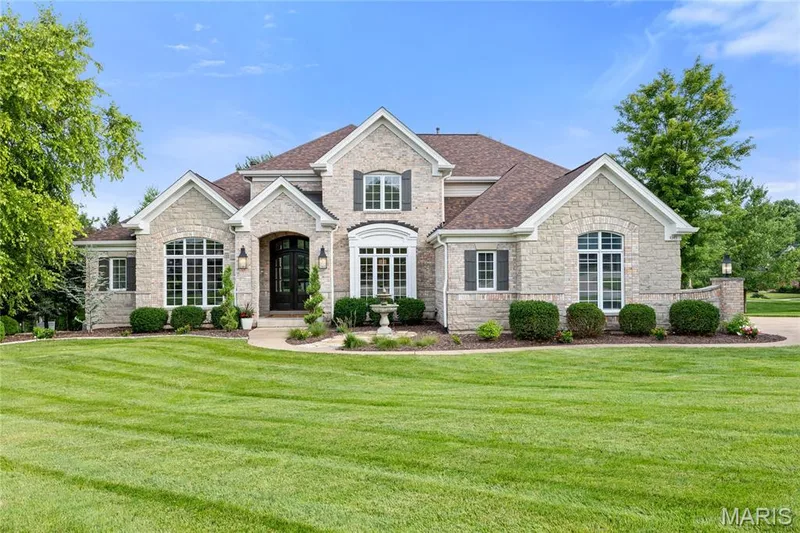 4345 Austin Pass Drive, St Charles, MO β listing photo 1