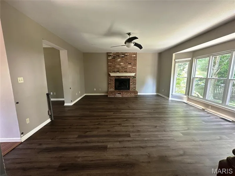 7377 Little Oaks Drive, O'Fallon, MO 63368 — listing photo 4 of 26