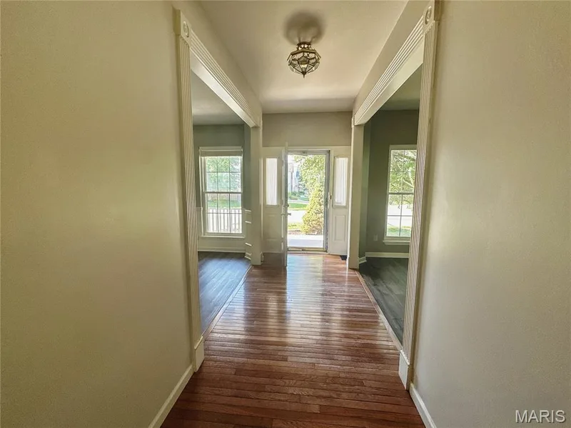 7377 Little Oaks Drive, O'Fallon, MO 63368 — listing photo 8 of 26