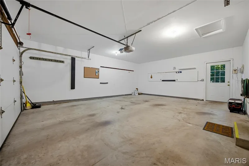 1148 Black Forest Drive, St Charles, MO 63301 — listing photo 31 of 40