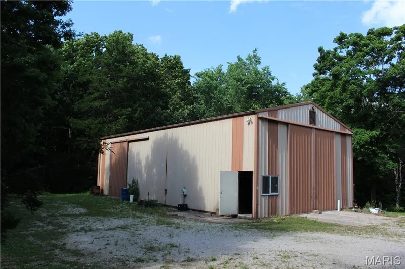 28'x60' Insulated Building — 3877 Highway D, Defiance, MO 63341