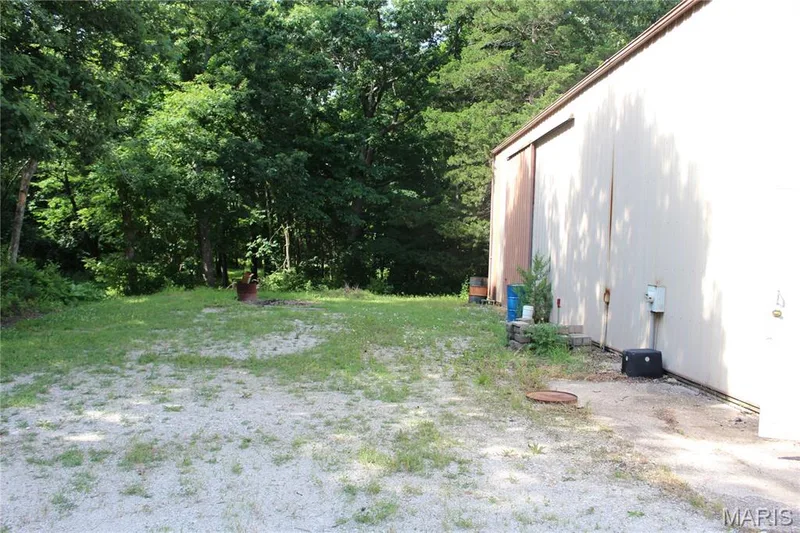Side Entry — 3877 Highway D, Defiance, MO 63341