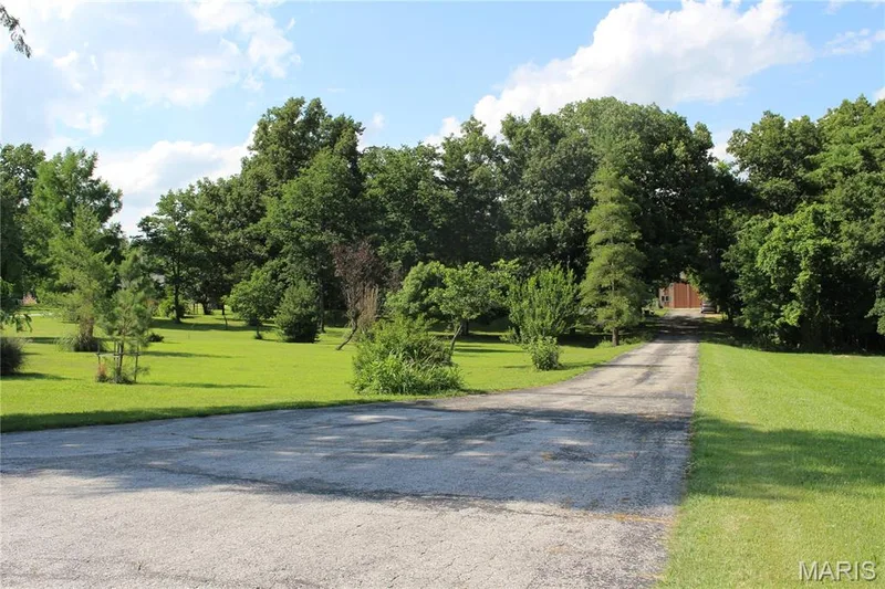 3877 Highway D, Defiance, MO 63341 — listing photo 36 of 37