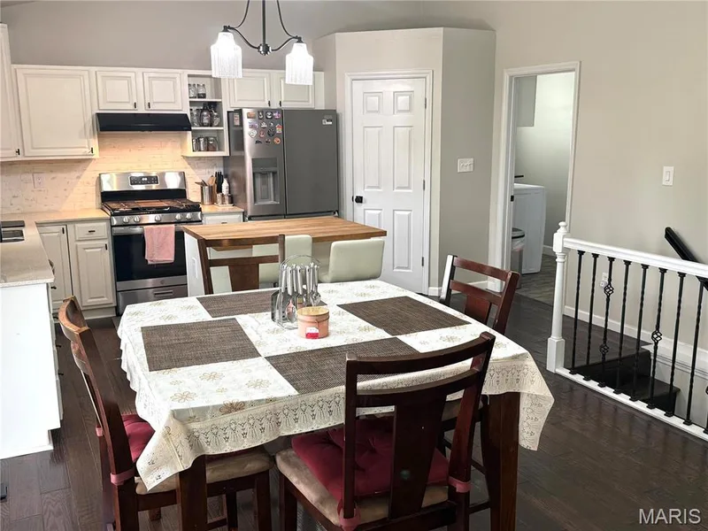 174 Stage Coach Landing Drive, O'Fallon, MO 63376 — listing photo 5 of 27