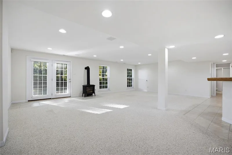1049 Cambridge Way Drive, Chesterfield, MO 63017 — listing photo 22 of 37