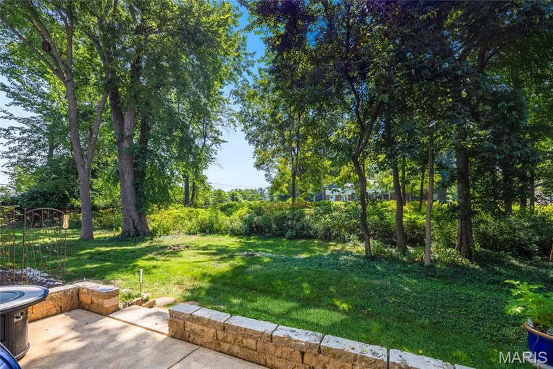 1049 Cambridge Way Drive, Chesterfield, MO 63017 — listing photo 30 of 37