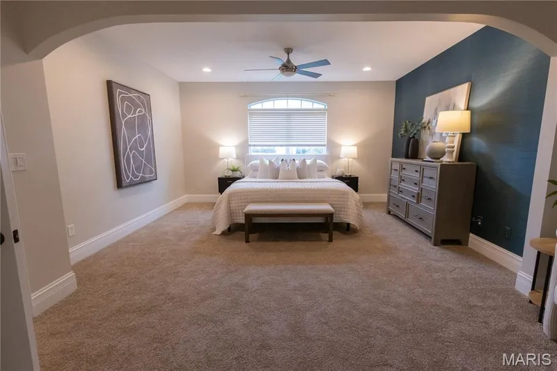 Main Floor Primary Suite — 220 Woodcliffe Place Drive, Chesterfield, MO 63005