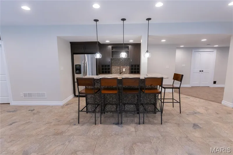 220 Woodcliffe Place Drive, Chesterfield, MO 63005 — listing photo 34 of 43