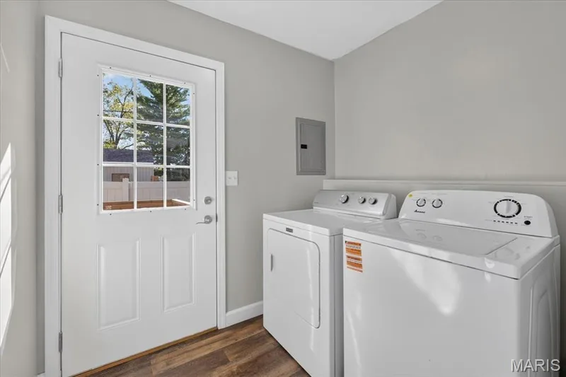 916 N Main Street, O'Fallon, MO 63366 — listing photo 32 of 40