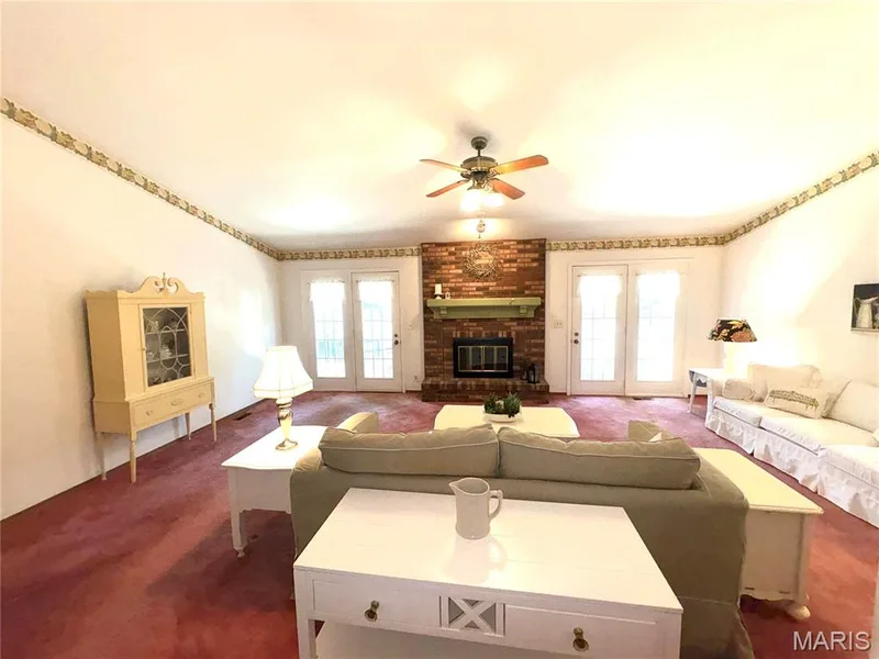 Great Room — 15803 Harris Ridge Court, Chesterfield, MO 63017