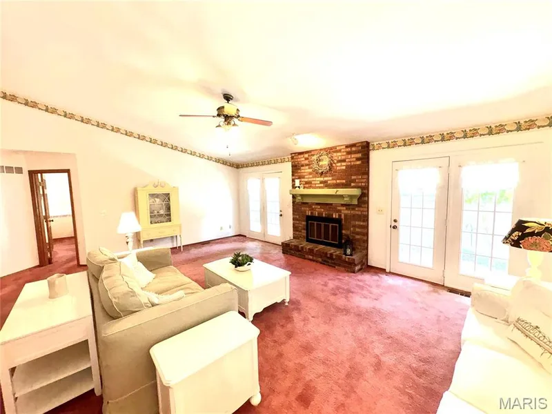 Vaulted Ceiling — 15803 Harris Ridge Court, Chesterfield, MO 63017