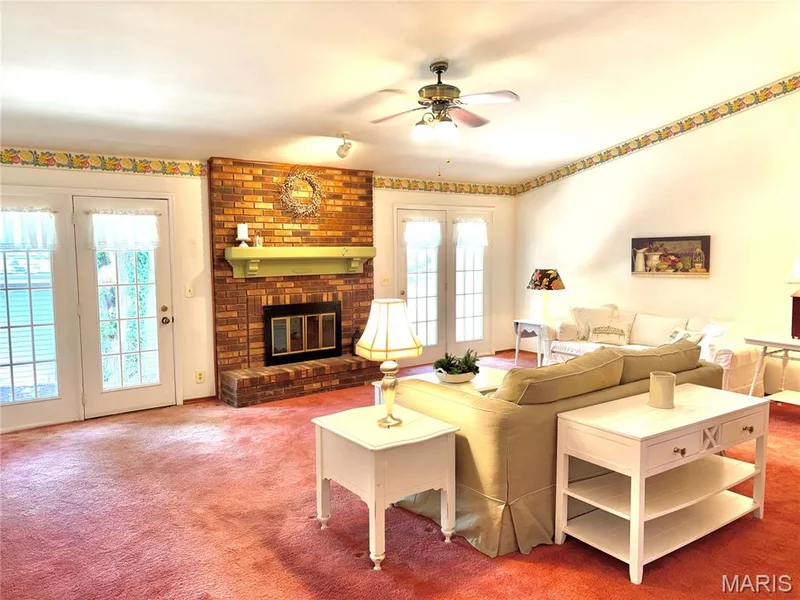 15803 Harris Ridge Court, Chesterfield, MO 63017 — listing photo 11 of 57